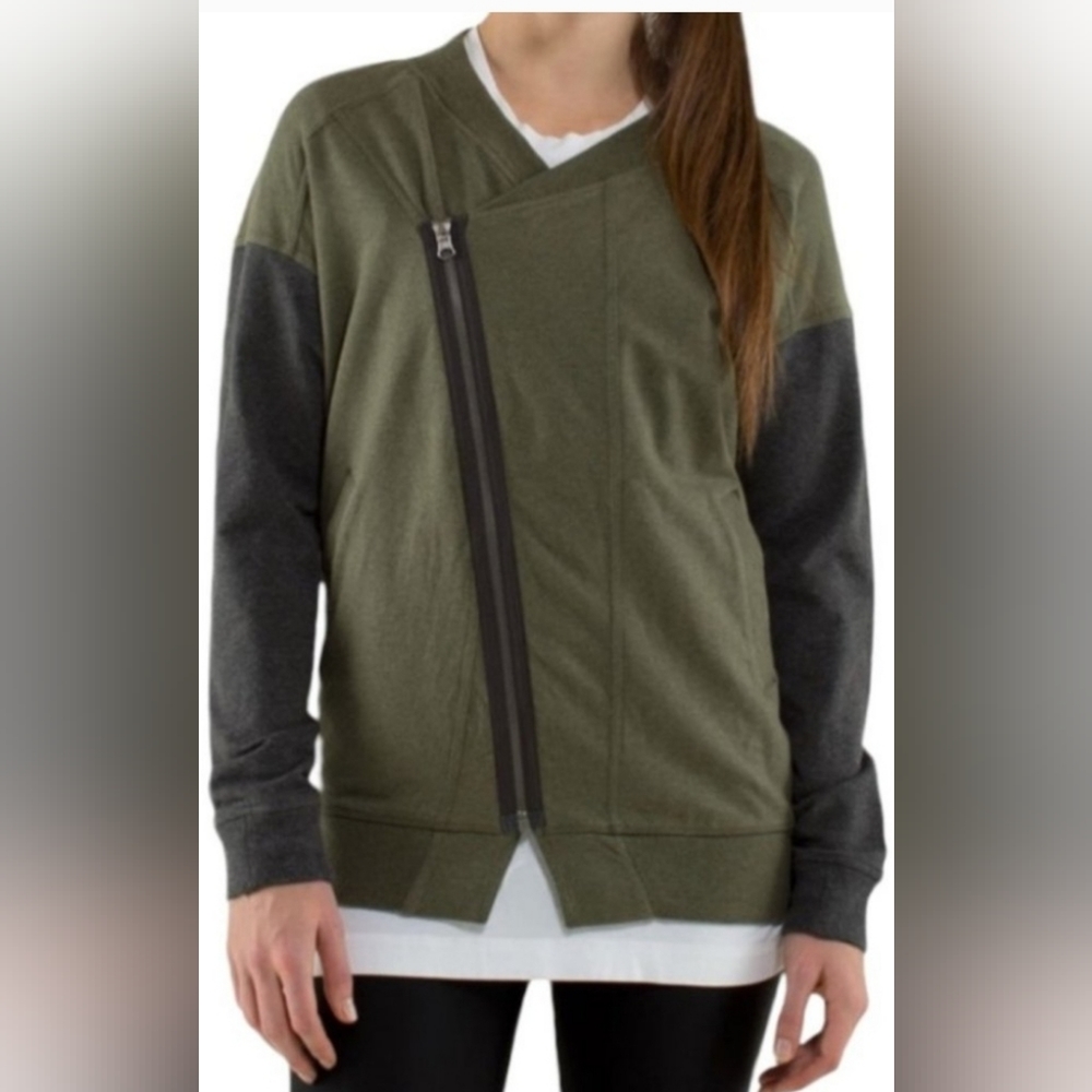 Lululemon Mula Bundle Wrap Heathered Fatigue Green / Heathered Dark Grey Size 8